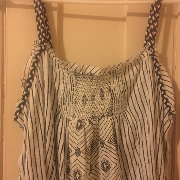 Lucky Brand Boho Pleated Tank W/ Braided Detailing: S - Picture 4 of 6